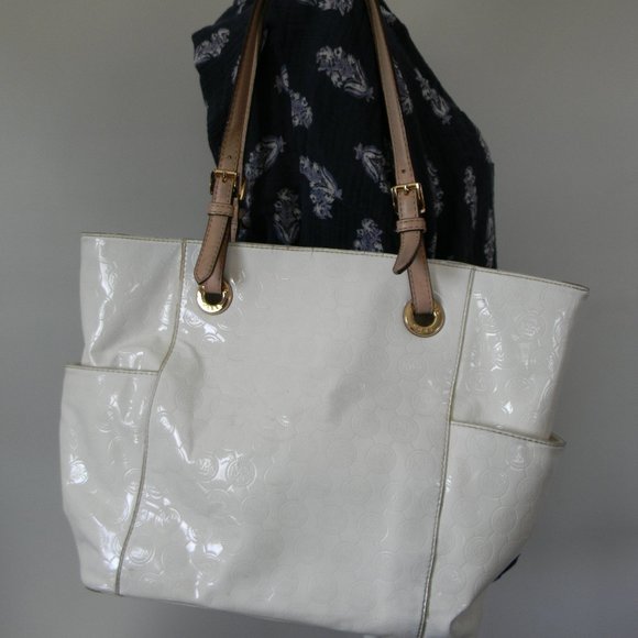 MICHAEL KORS JET SET LOGO WHITE PATENT LEATHER TOTE - Picture 1 of 9